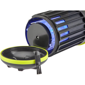 Фонарь с защитой от комаров Skif Outdoor Gaper Черный/Зеленый