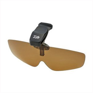Поляризационная накладка с креплением для кепки Daiwa DQ-8037 Curve Brown