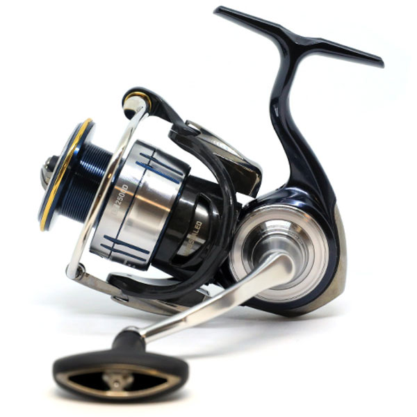 Котушка Daiwa 19 Certate LT 4000-CXH купити за низькою ціною